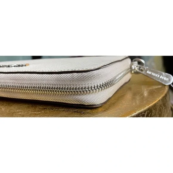 Michael Kors Jet Set Large Saffiano Leather Wallet - Picture 3 of 12